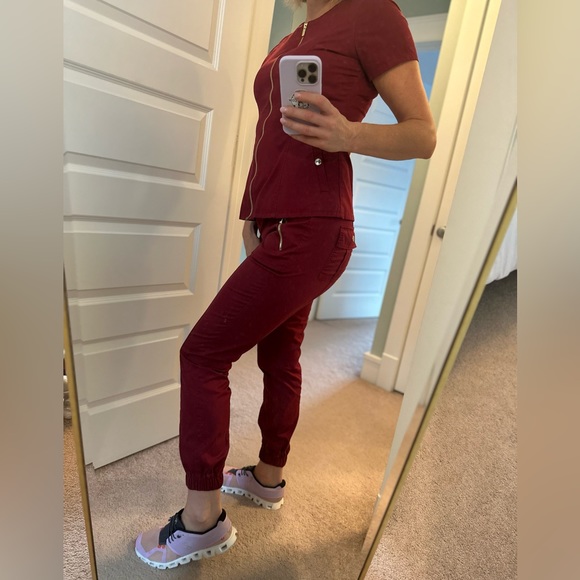 Jaanuu SET, Small, ROSE WINE(cargo pants and biker top, gold zippers/ hardware) - Picture 4 of 4